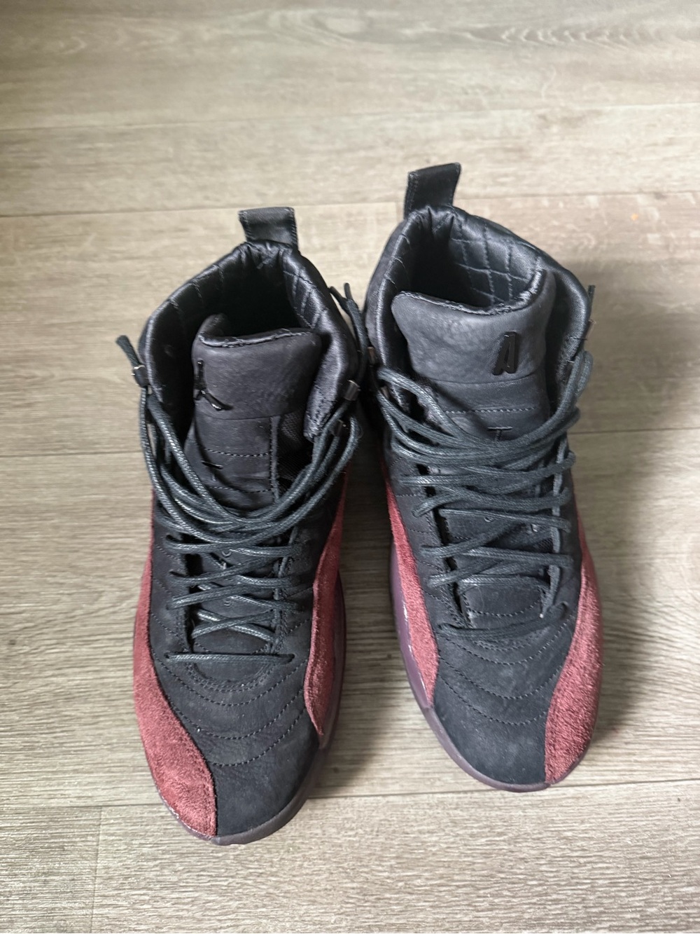 Jordan Men's Black and Burgundy High-Top Sneakers